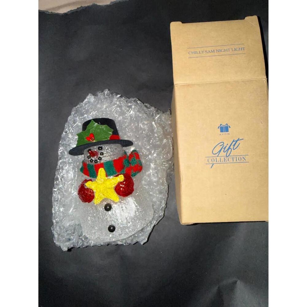 Avon “Chilly Sam” Snowman Night Light (1999)‎